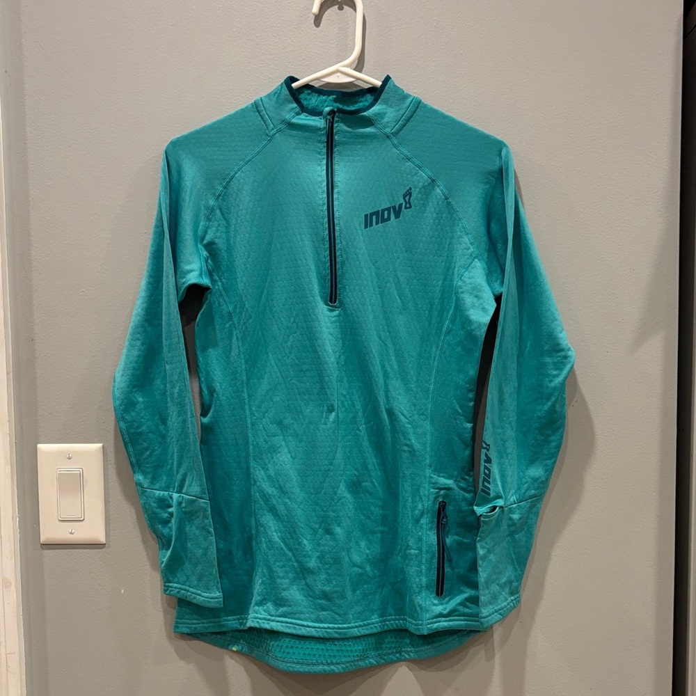 Inov-8 Women's Aqua zip up pull over NWOT